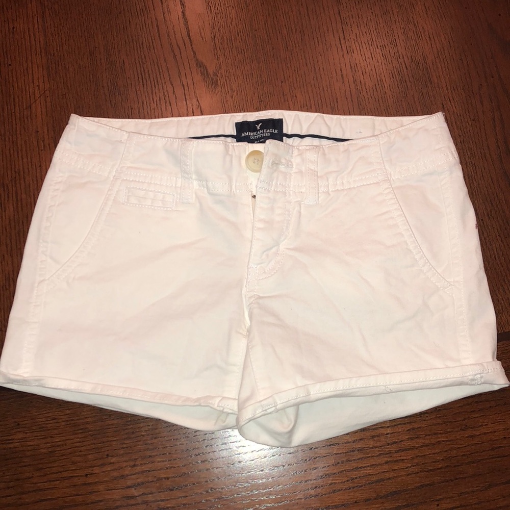 ❗️SOLD❗️White AE shorts